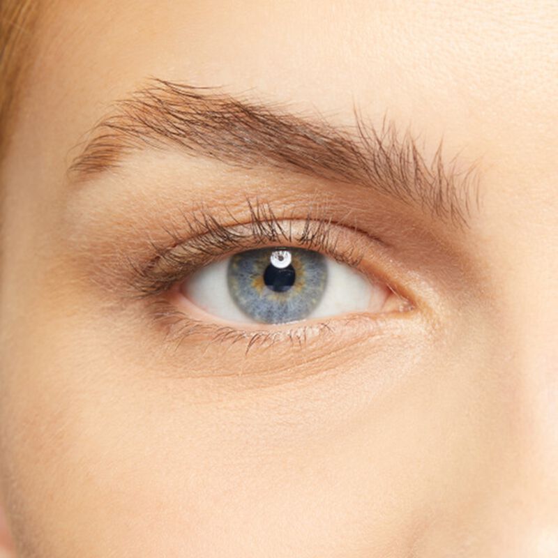 Close-up of fair-skinned model&rsquo;s eye area before using the Mary Kay&reg; Great Heights Mascara